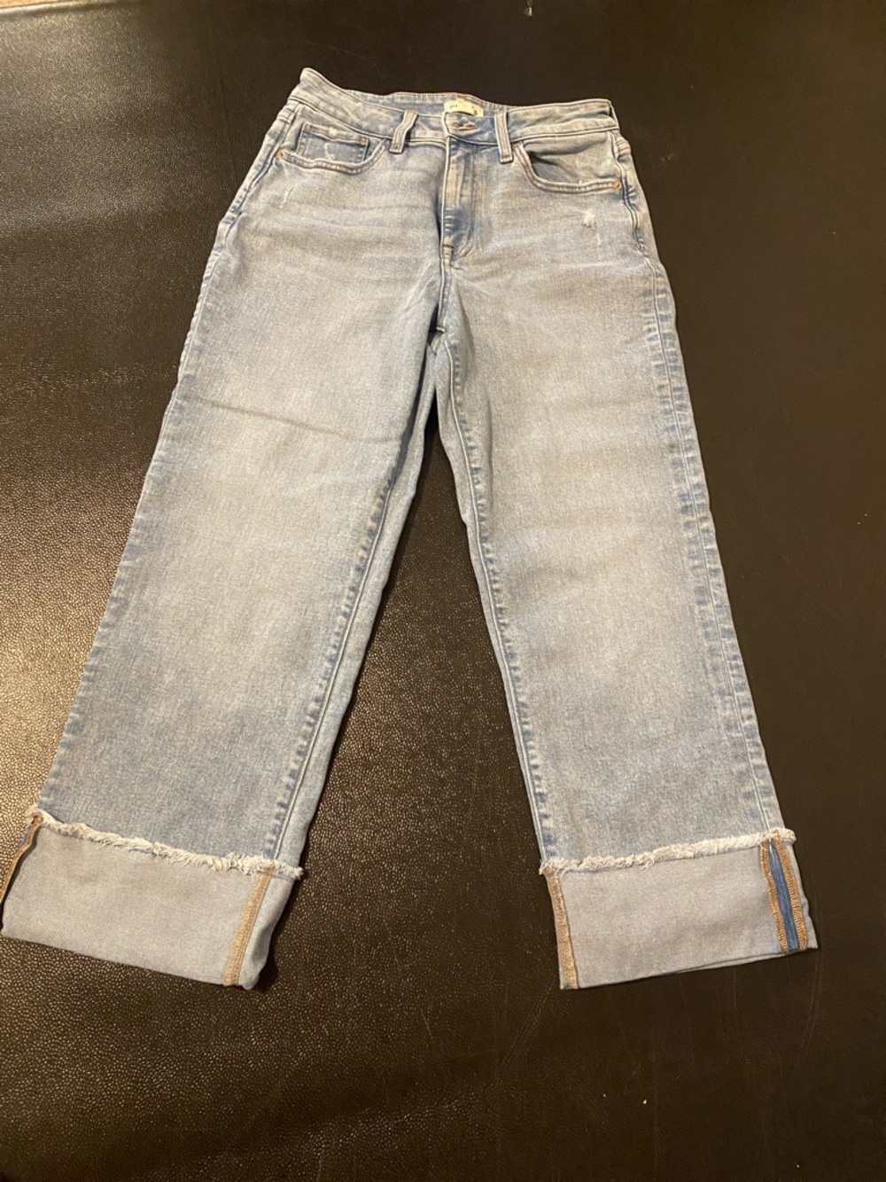 Light Wash Women's Straight-Leg Ankle Jeans - Light Blue